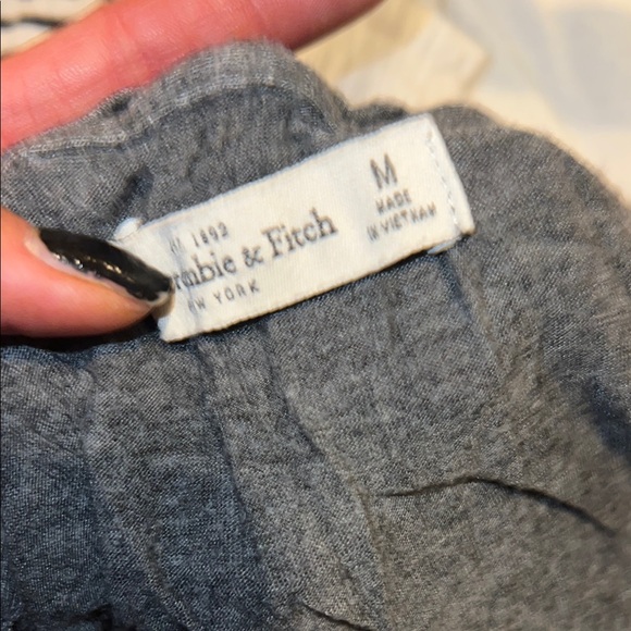 Abercrombie shirt bundle (4) - Picture 3 of 9